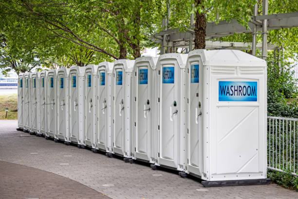 Portable Toilet Options We Offer in Towanda, KS